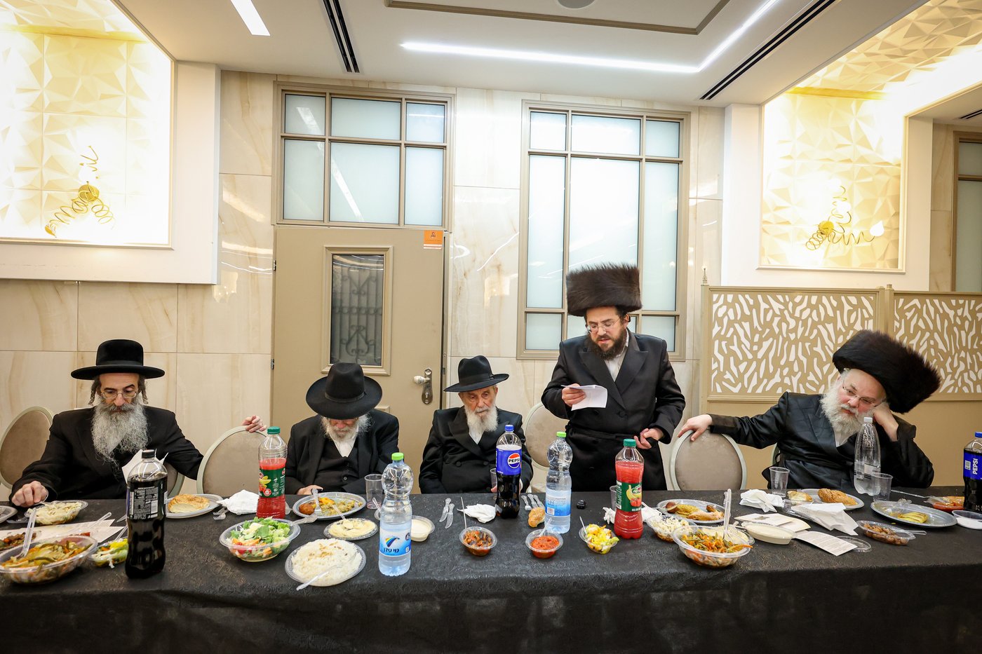 הכנסת ס"ת לישיבת אלכסנדר
