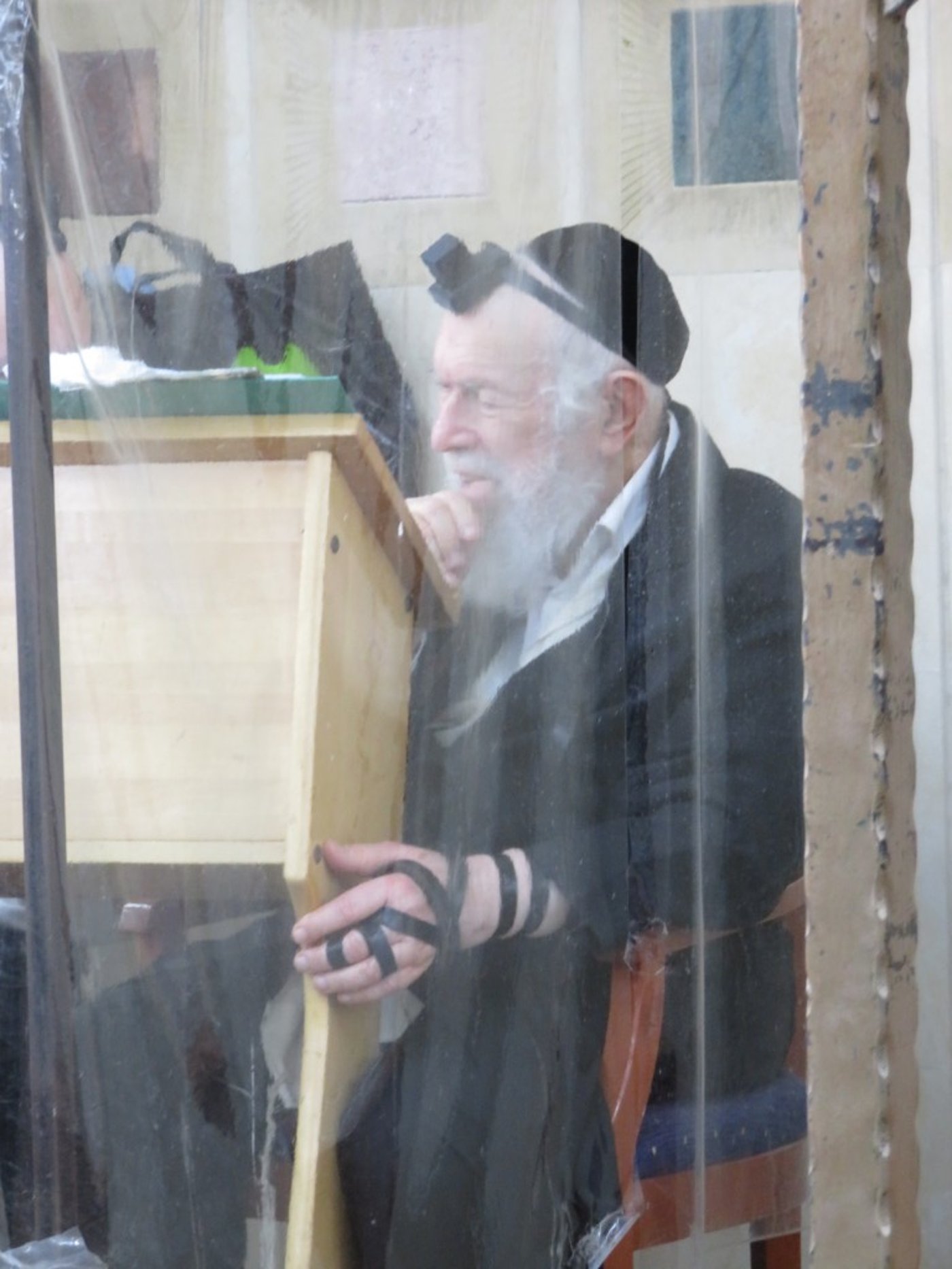 הגאון רבי יצחק זילברשטיין בימי המלחמה בכולל 'בית דוד' ברמת אלחנן