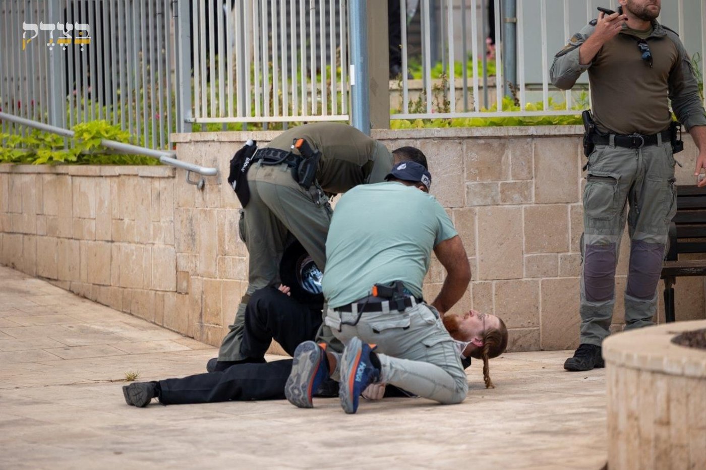 המחאות ביהוד
