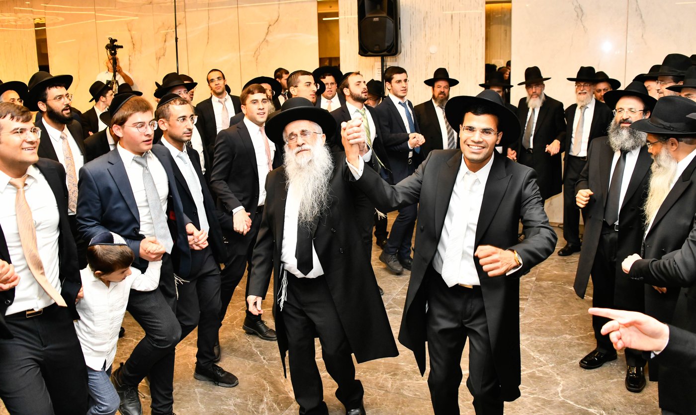 שמחת נישואי נכד הגאון רבי בצלאל פנחסי