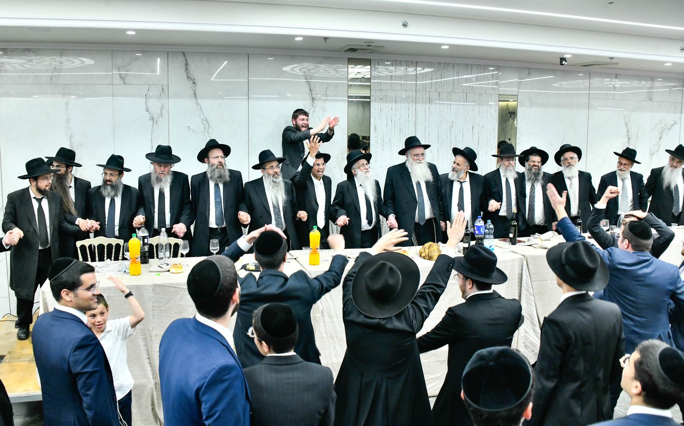 שמחת נישואי נכד הגאון רבי בצלאל פנחסי