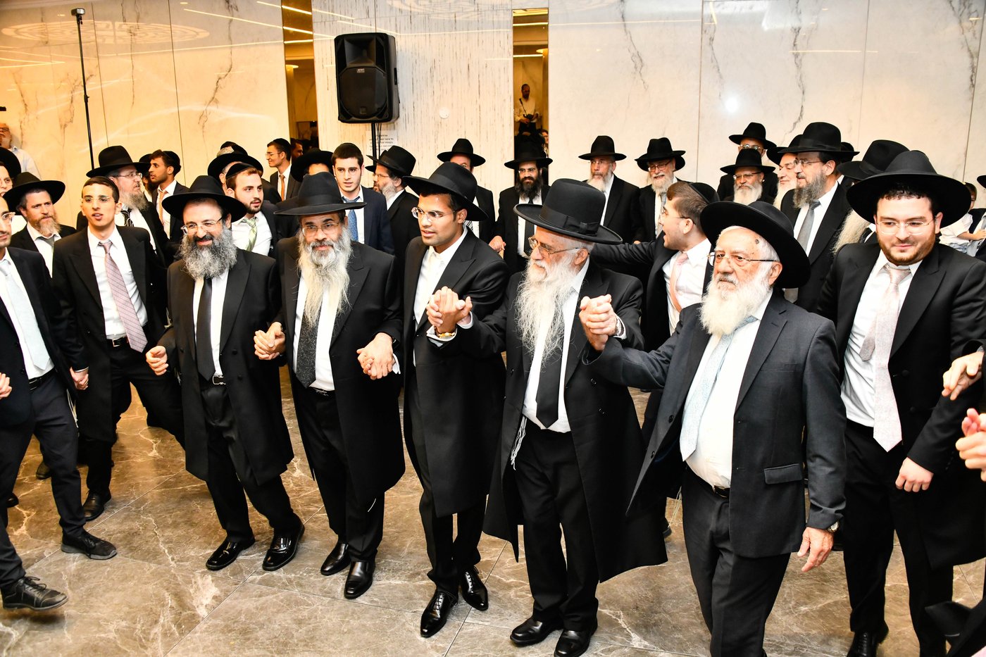 שמחת נישואי נכד הגאון רבי בצלאל פנחסי
