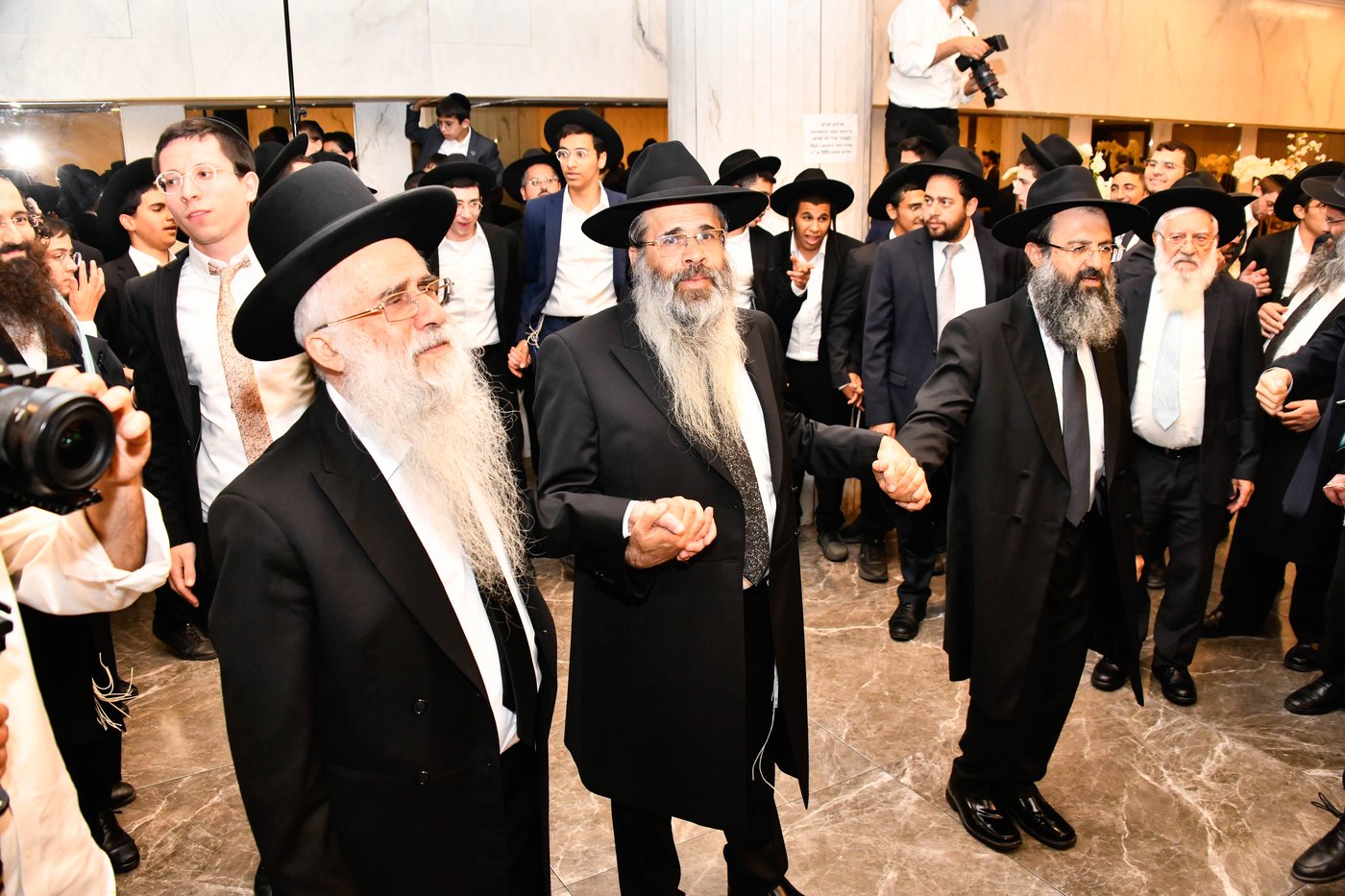 שמחת נישואי נכד הגאון רבי בצלאל פנחסי