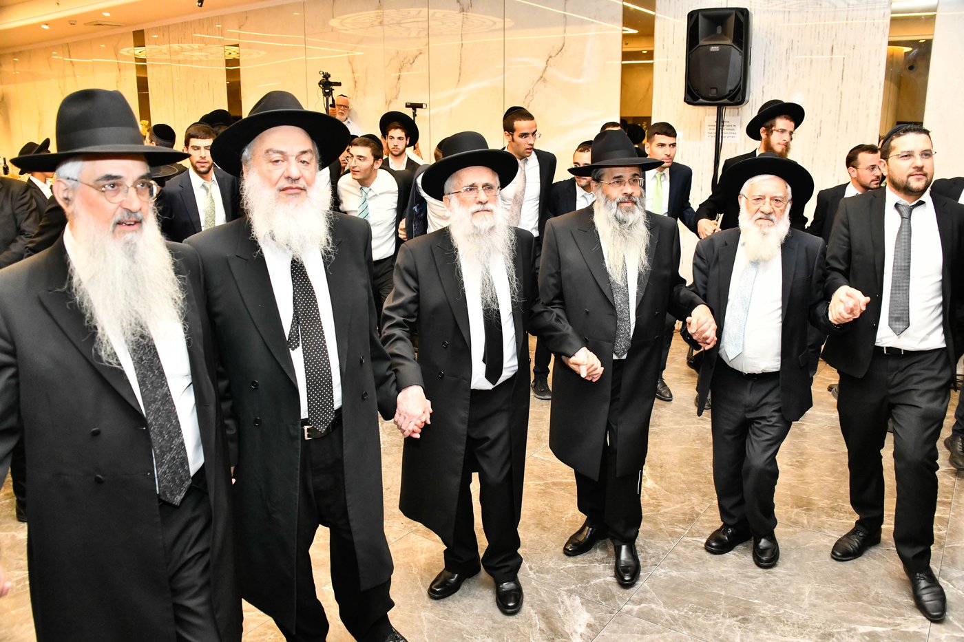 שמחת נישואי נכד הגאון רבי בצלאל פנחסי