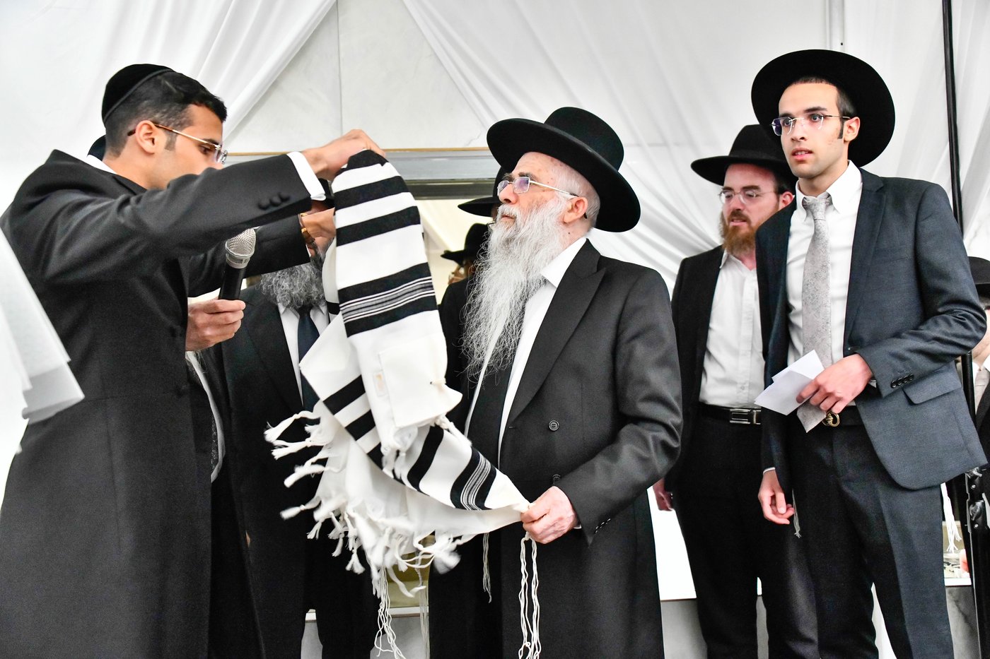 שמחת נישואי נכד הגאון רבי בצלאל פנחסי
