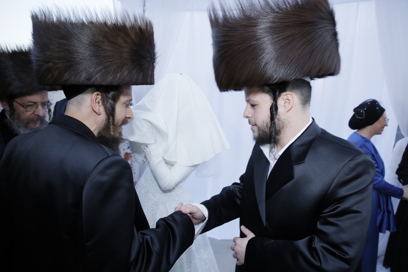 שמחת נישואי בן גאב"ד זוועהיל