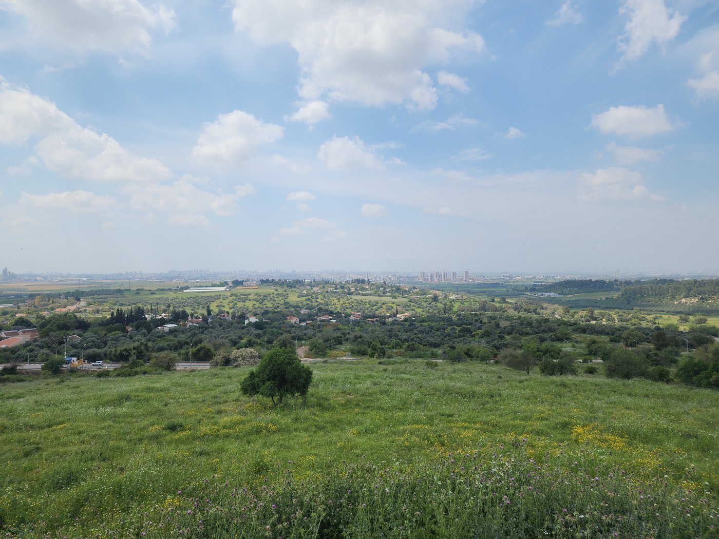 'מעלות יהונתן' - תצפית השנים מתל גמזו
