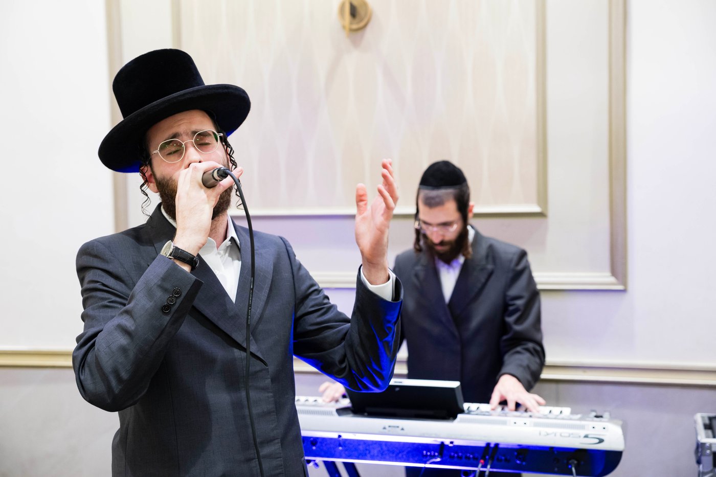 בנצי שטיין בשירה במעמד