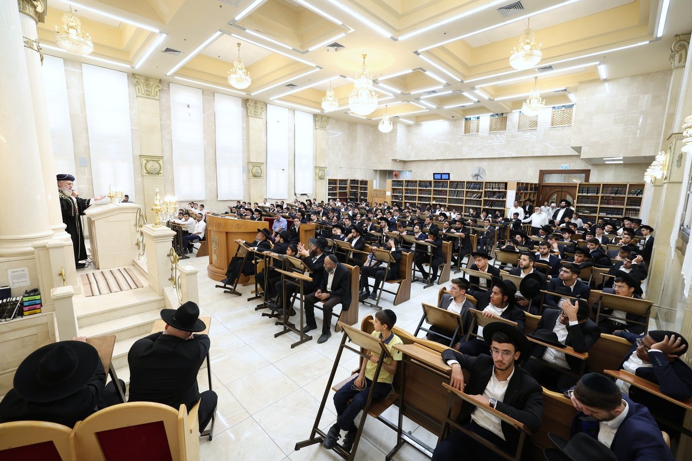 הראשל"צ הגר"י יוסף בביקור בראש העין