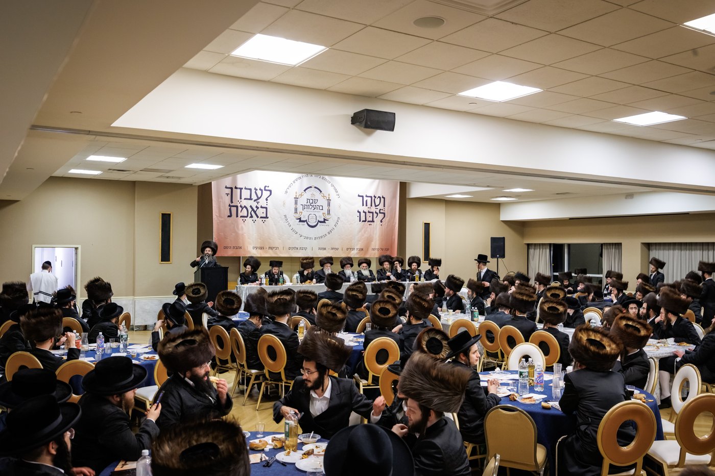 המשפיע הגה"צ רבי יהודה דייטש במסע חיזוק בניו יורק