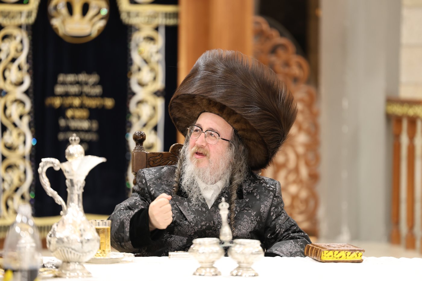 'שבת כותל' בחצר הקודש ביאלה ב"ב