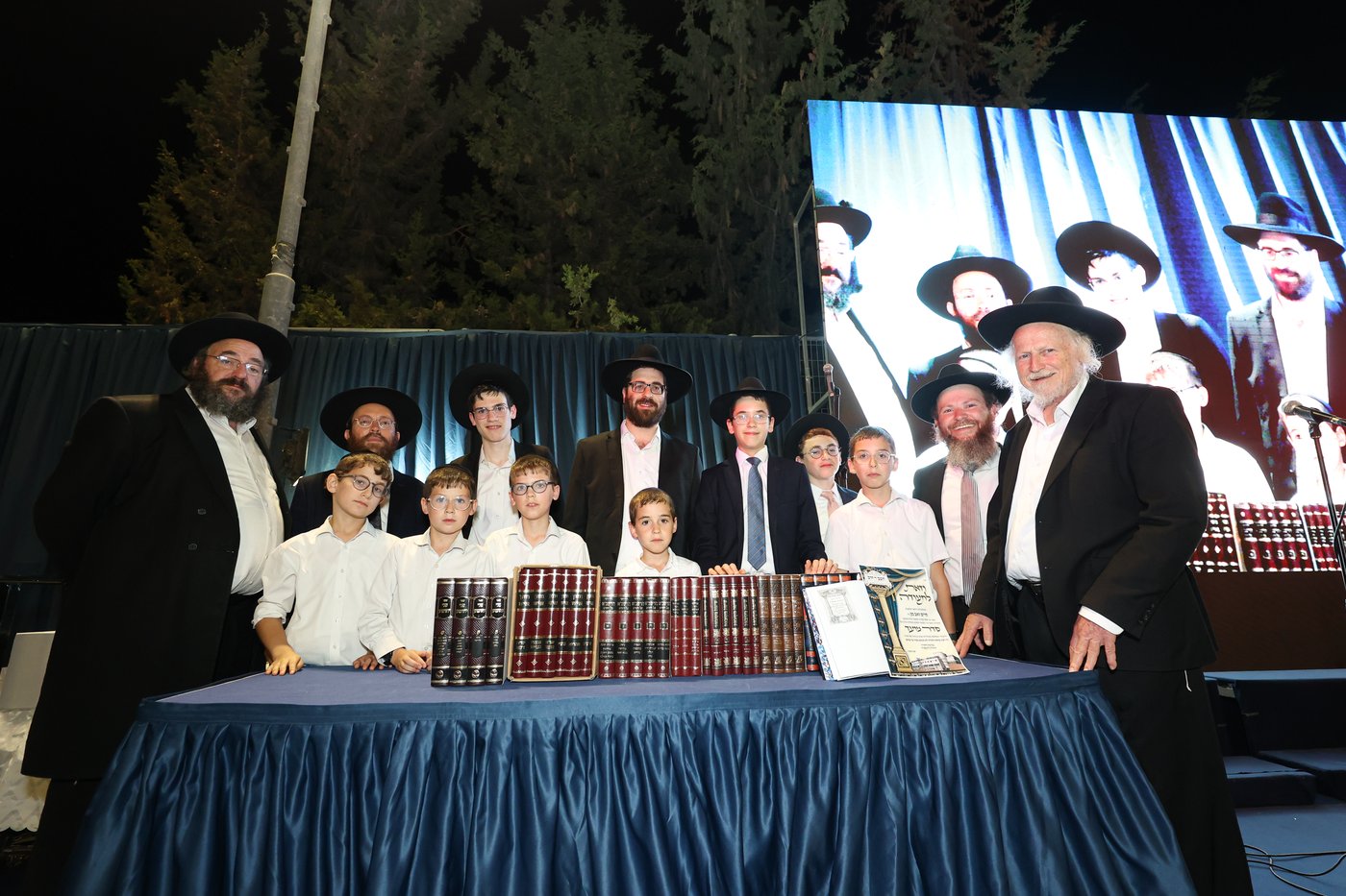 סיום סדרי מועד ונזקין בת"ת תשב"ר הרב ברכסים