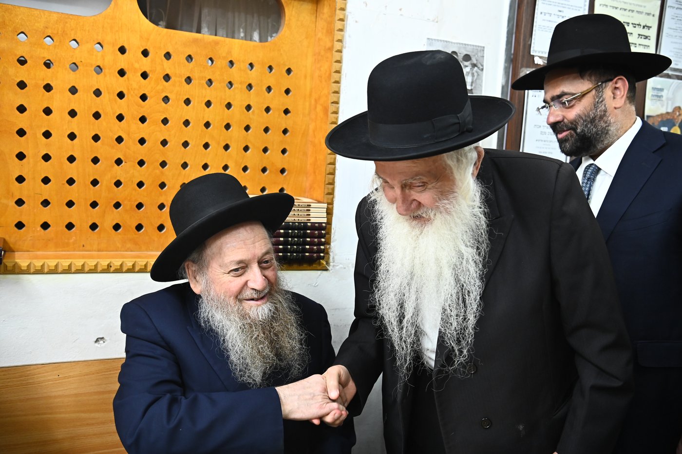 ילדי סוכת דוד אצל הגר"ד בצרי