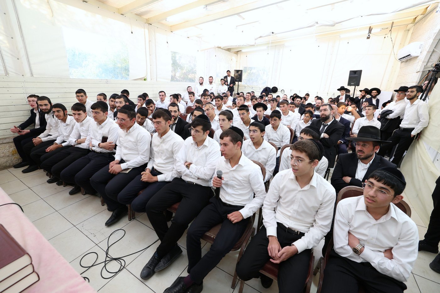 תלמידי 'לבב חכמה' במבחן סיכה אצל הגר"ר אלבז