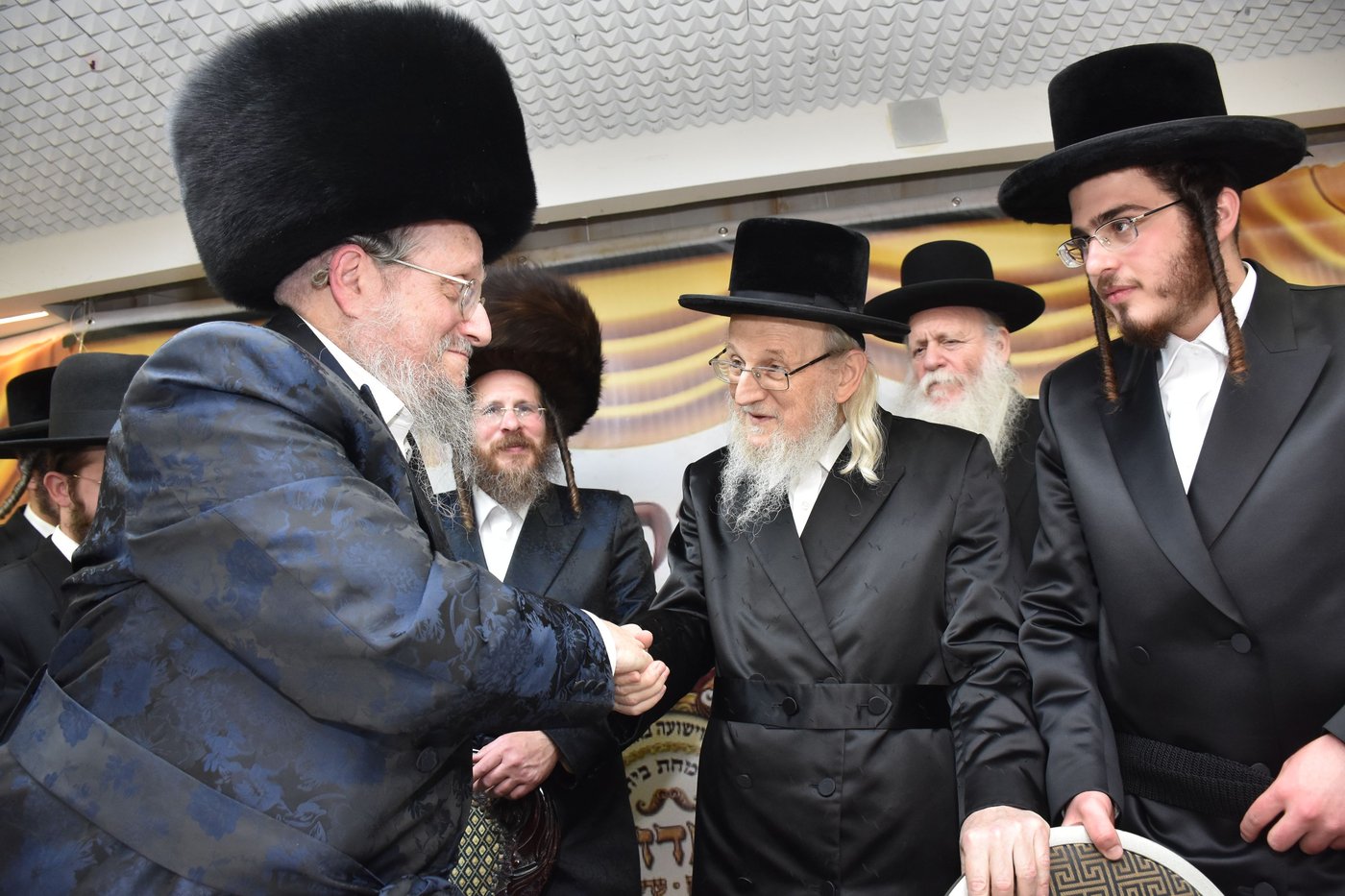 שמחת אירוסי בת הזקונים של האדמו"ר מראדזין