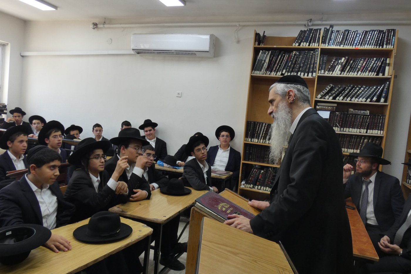 מבחן מסכת סוכה ב'יקירי ירושלים'
