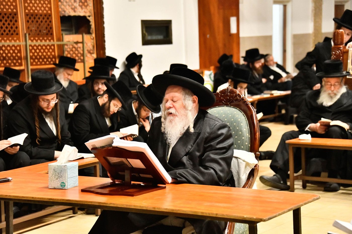 תשעה באב בחצה"ק פרמישלאן