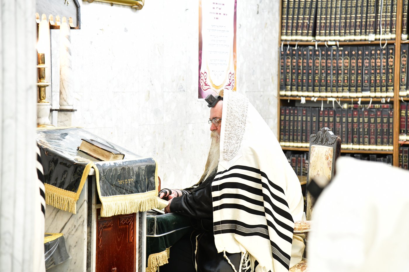 תשעה באב בחצה"ק ביאלה רמת אהרן
