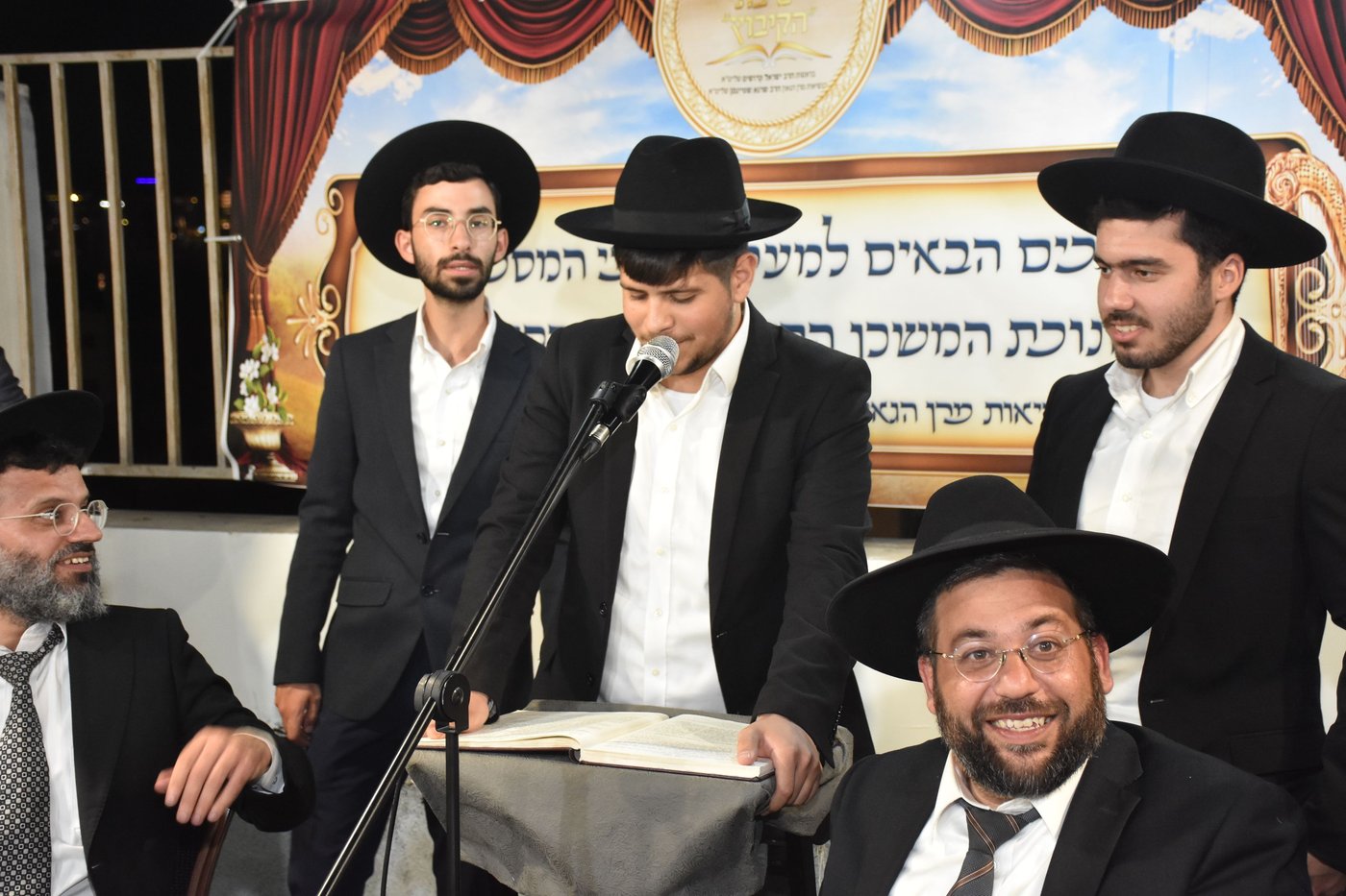 חנוכת הבית לישיבת ''הקיבוץ''