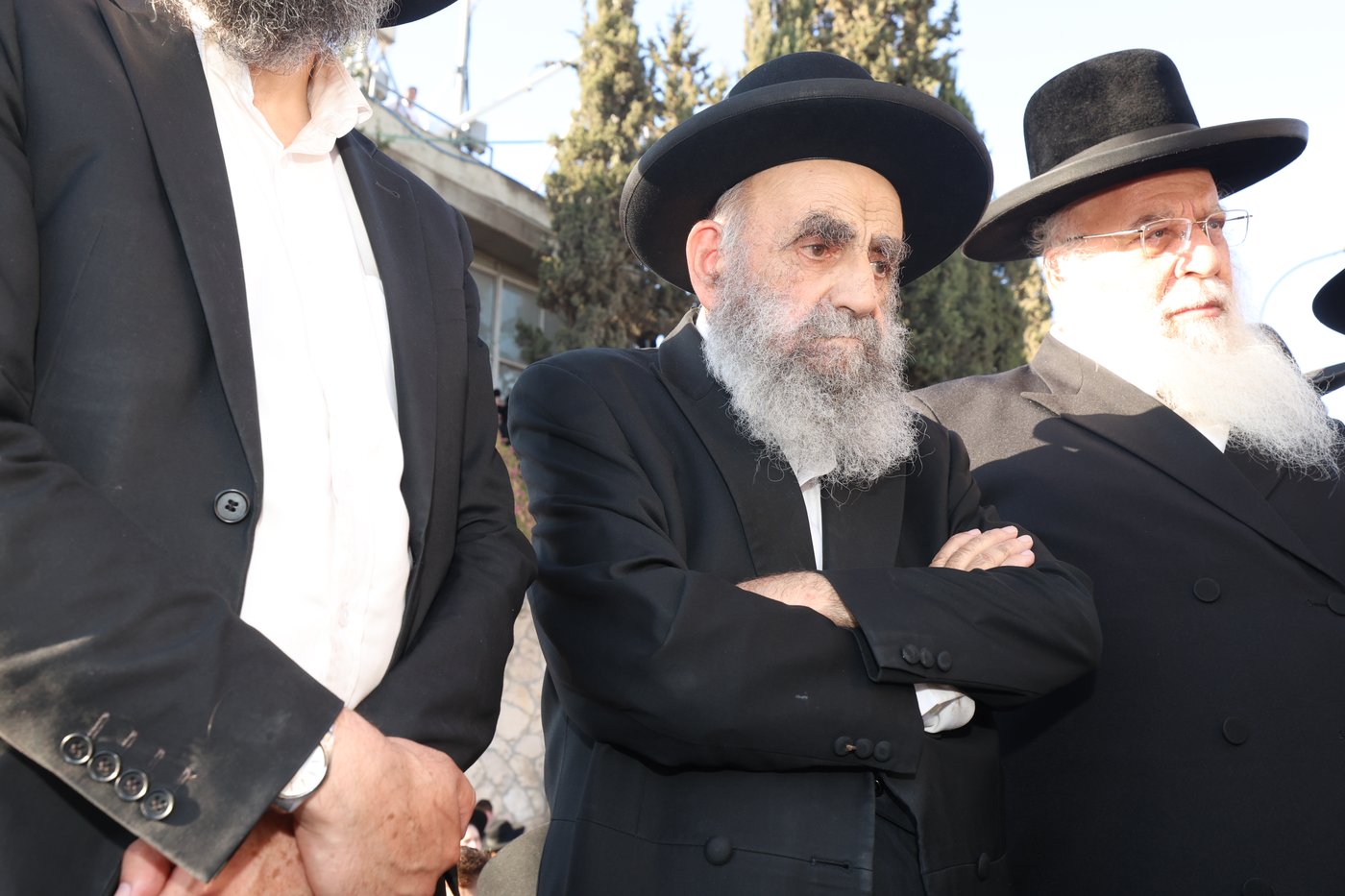 עצרת האלפים בירושלים נכח גזירת הגיוס בראשות גדולי ישראל