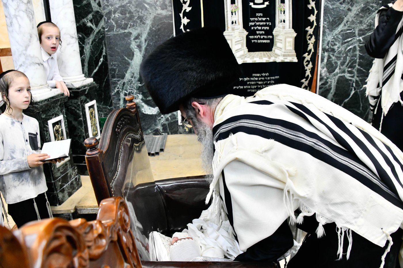 שמחת הברית לנין האדמו"ר מאלכסנדר וטשאקווא