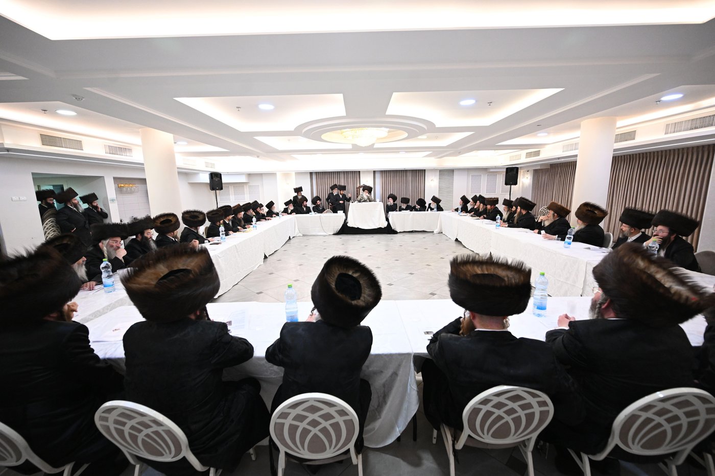 הכינוס בצאנז לגבי כשרות התפילין