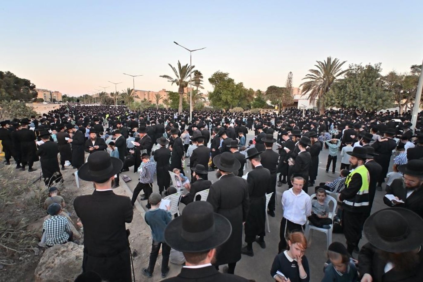 עצרת תפילה לביטול גזירת הגיוס בערד
