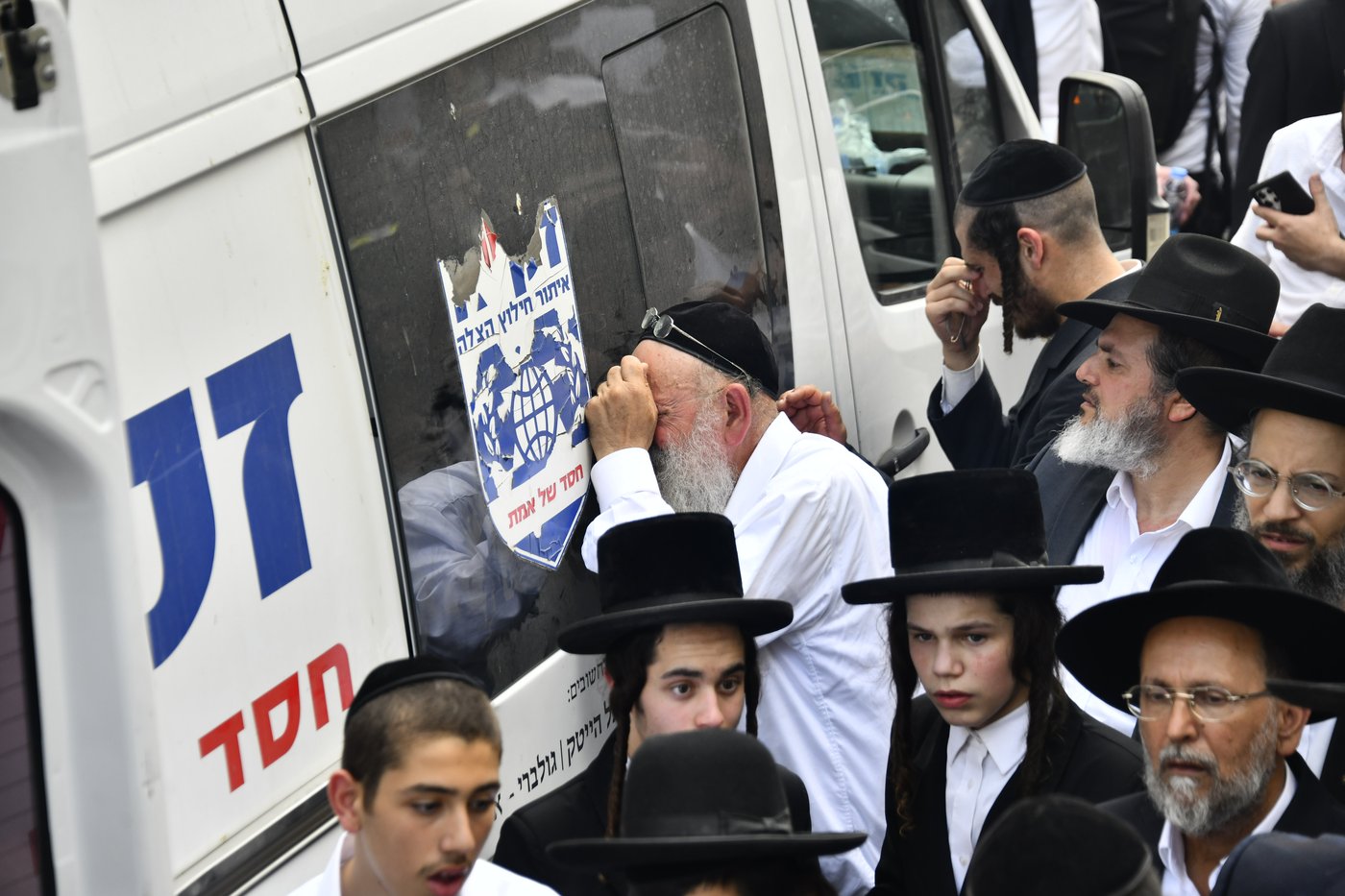 מסע הלוויית המקובל הגה"צ רבי דוד חיים שטרן זצ"ל