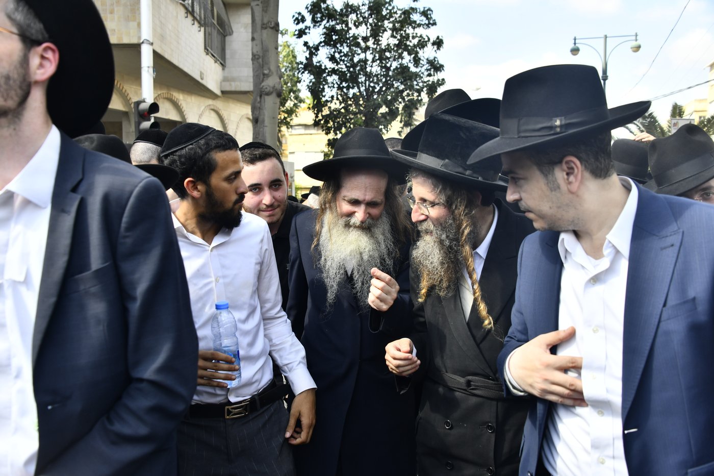 מסע הלוויית המקובל הגה"צ רבי דוד חיים שטרן זצ"ל