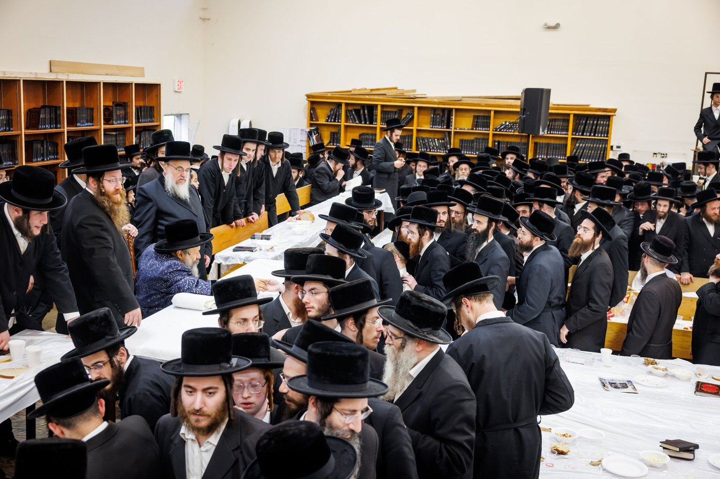 ר"ח אלול בצל האדמו"ר מבאבוב 45