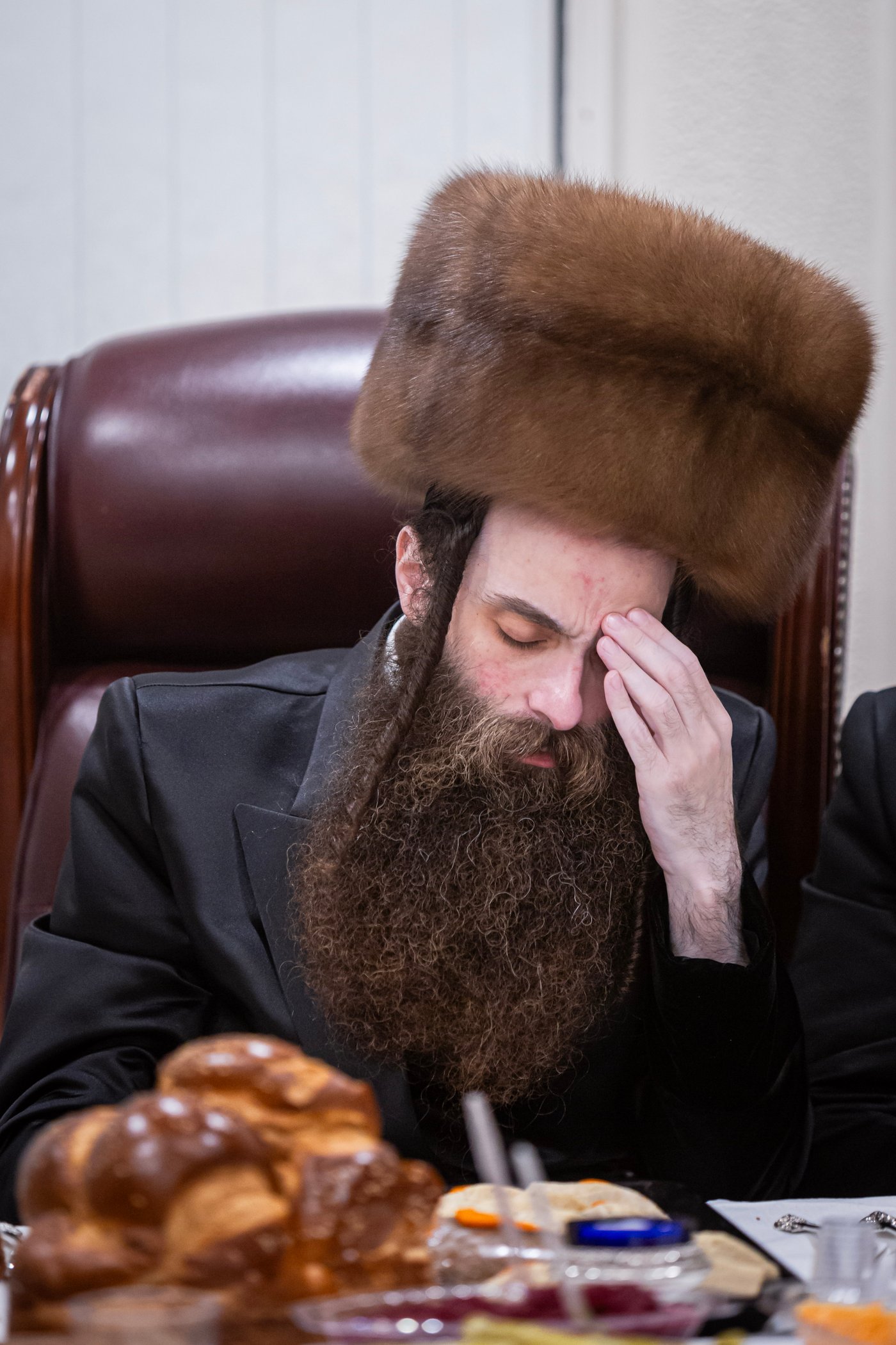 האדמו"ר מקאסוב בסעודת ראש חודש אלול