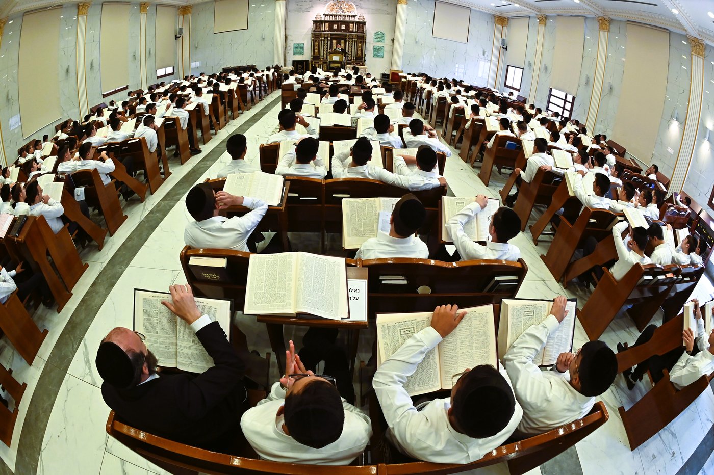 פתיחת זמן בישיבת 'עטרת ישראל'