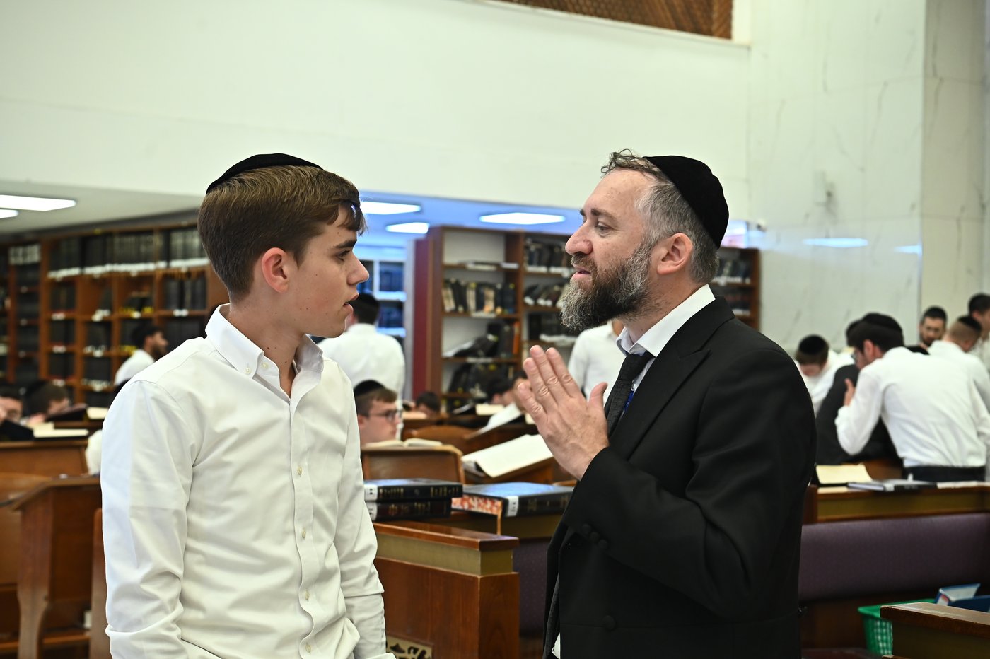 פתיחת זמן בישיבת 'עטרת ישראל'