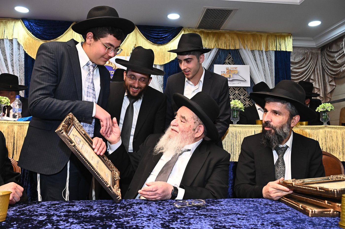 סיום מסכת גיטין בישיבת עטרת ראובן