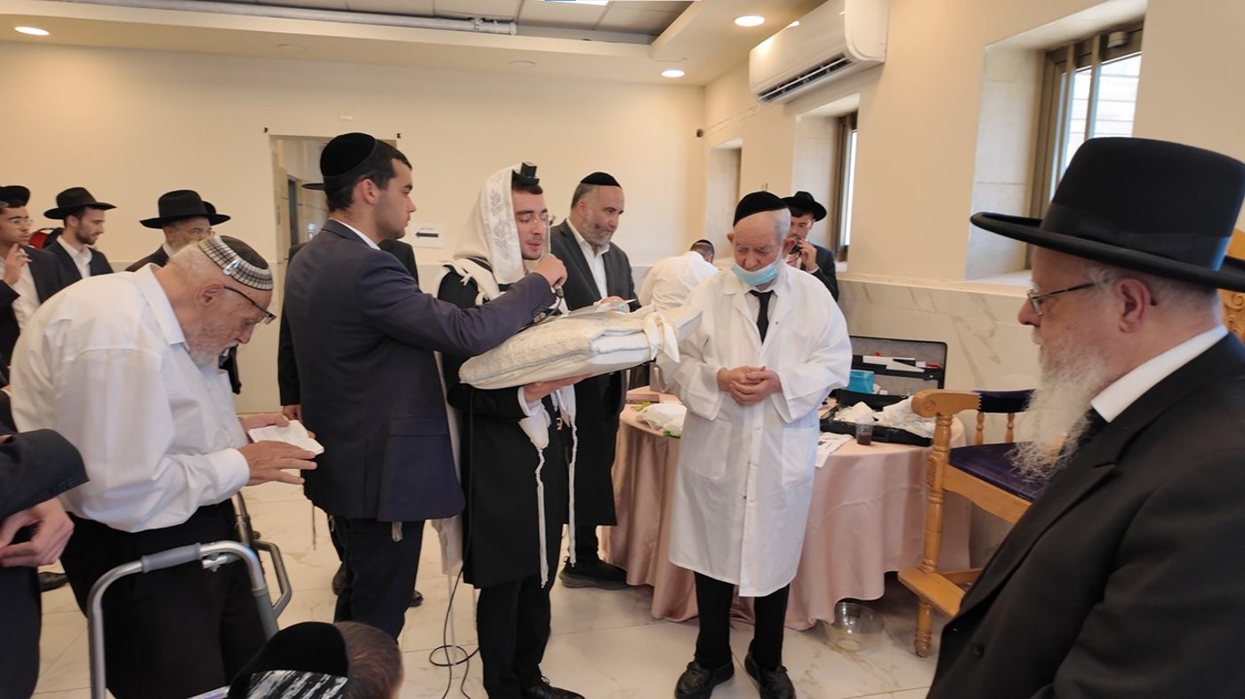 ברית לניני הגאון רבי יעקב הלל ולהגאון רבי יהושע ברכץ