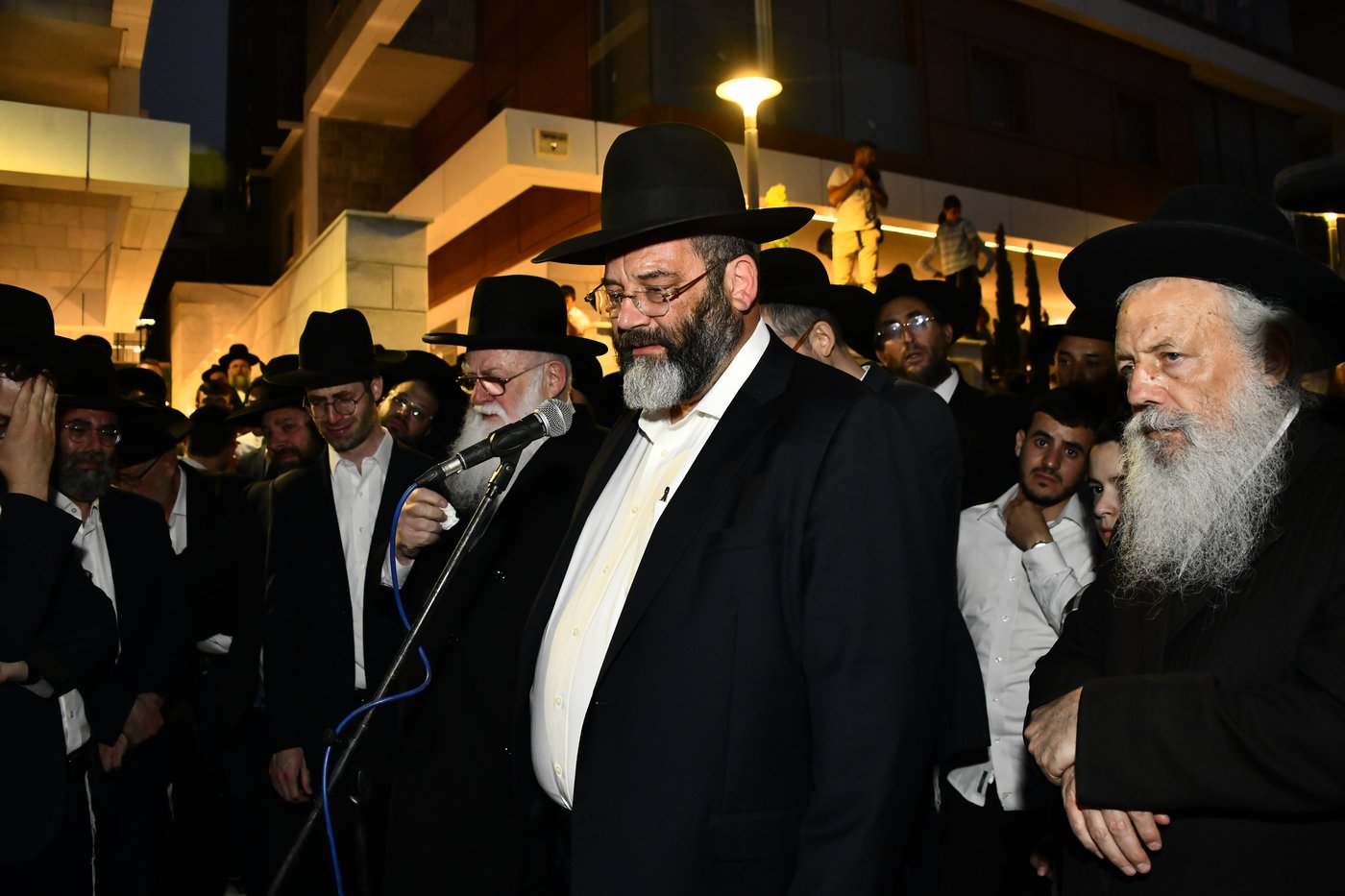 הלווית הקדוש הרב אלטר ישראל הכהן מצנר הי"ד