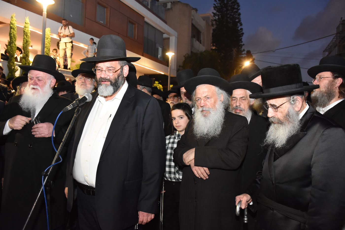 הלווית הקדוש הרב אלטר ישראל הכהן מצנר הי"ד
