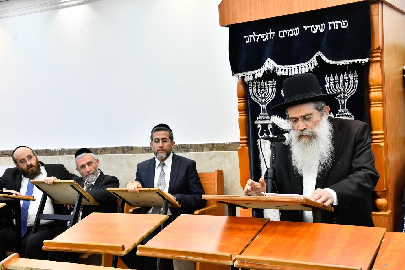 הגר"ש שטיינמן בשיחה בישיבת 'שיח יצחק'