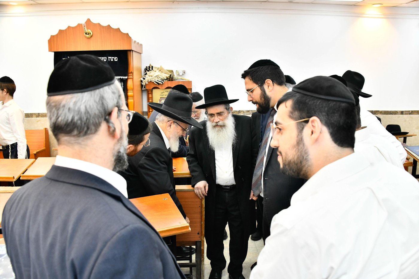הגר"ש שטיינמן בשיחה בישיבת 'שיח יצחק'