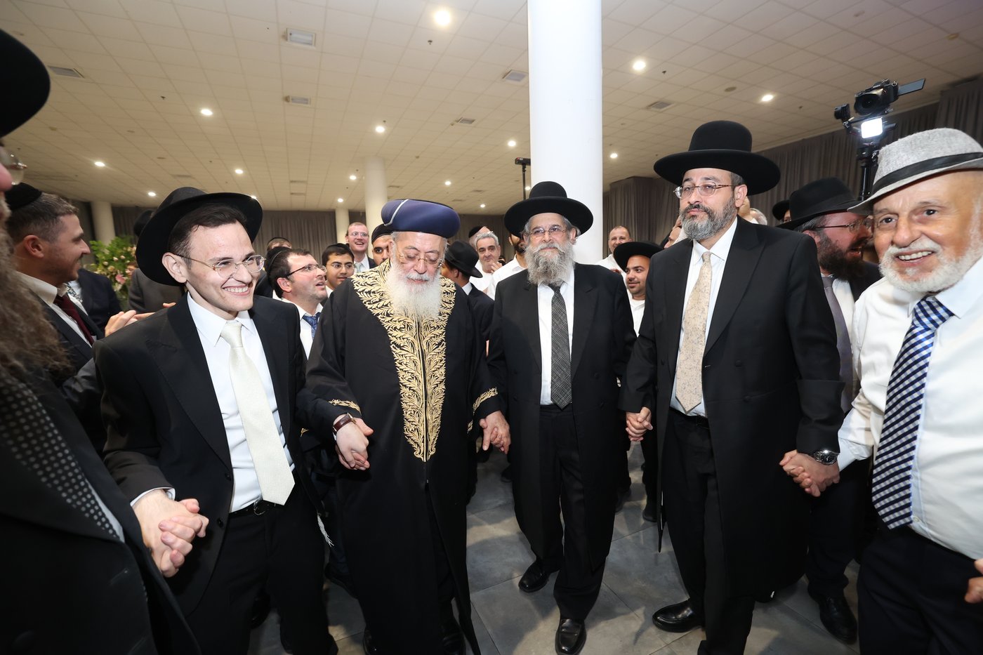 שמחת נישואי נכדתם של הראשל"צ הגרש"מ עמאר, והגרב"צ מוצפי 