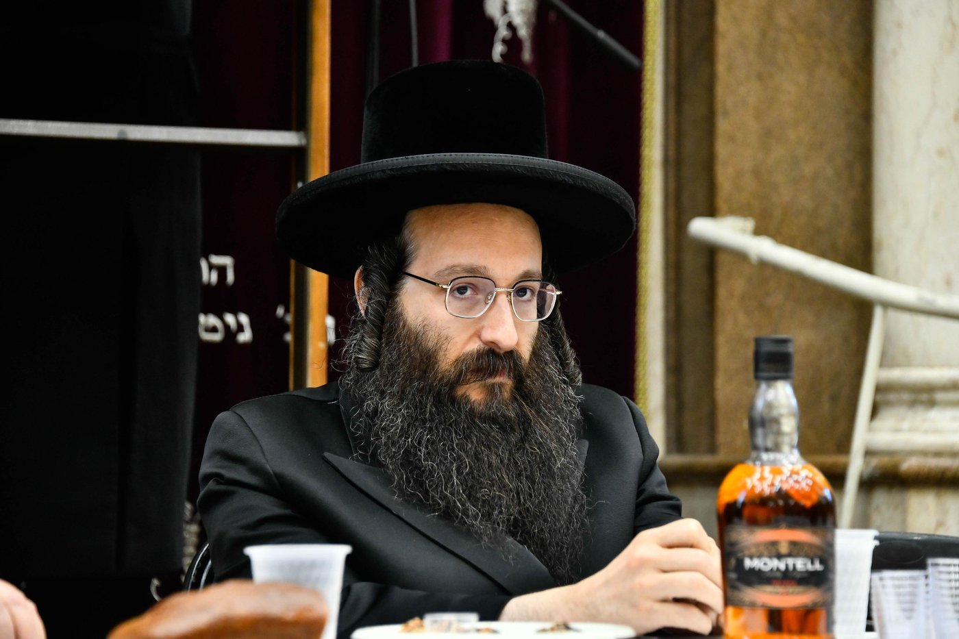 הרה"צ רבי חיים שלום הלברשטאם בביקור בישיבת באבוב בבת ים