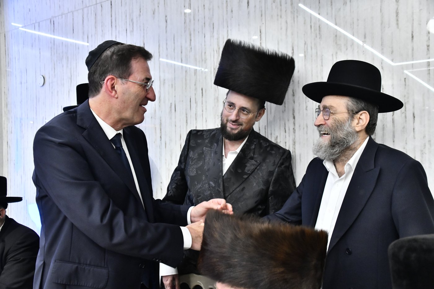 שמחת אירוסי בת איש התקשורת ישראל כהן