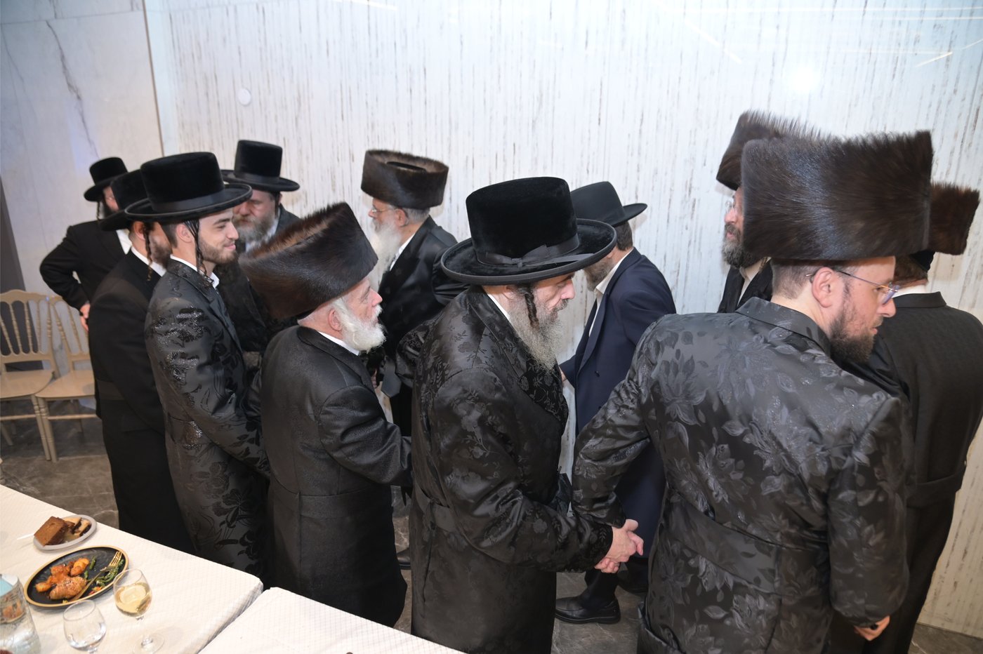 שמחת אירוסי בת איש התקשורת ישראל כהן