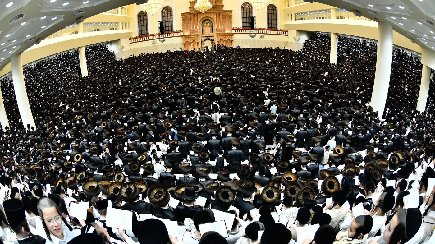 סליחות ראשונות בחצה"ק ויז'ניץ