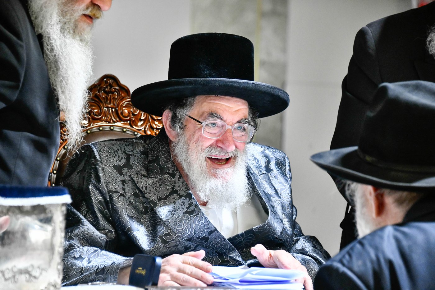 האדמו"ר מויז'ניץ בקבלת קהל לפני הימים הנוראים