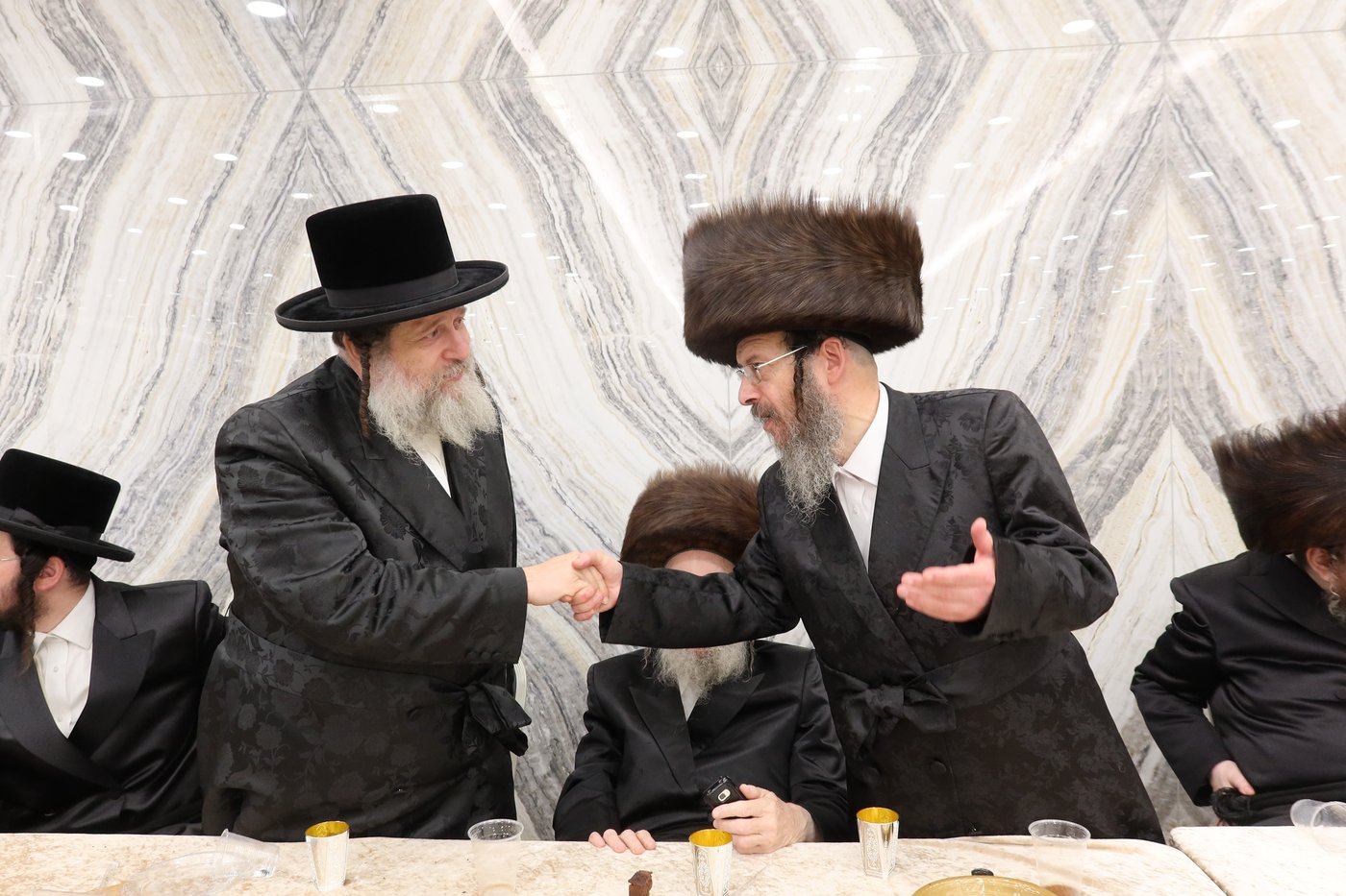 שמחת אירוסי בת הגה"צ גאב"ד זוועהיל