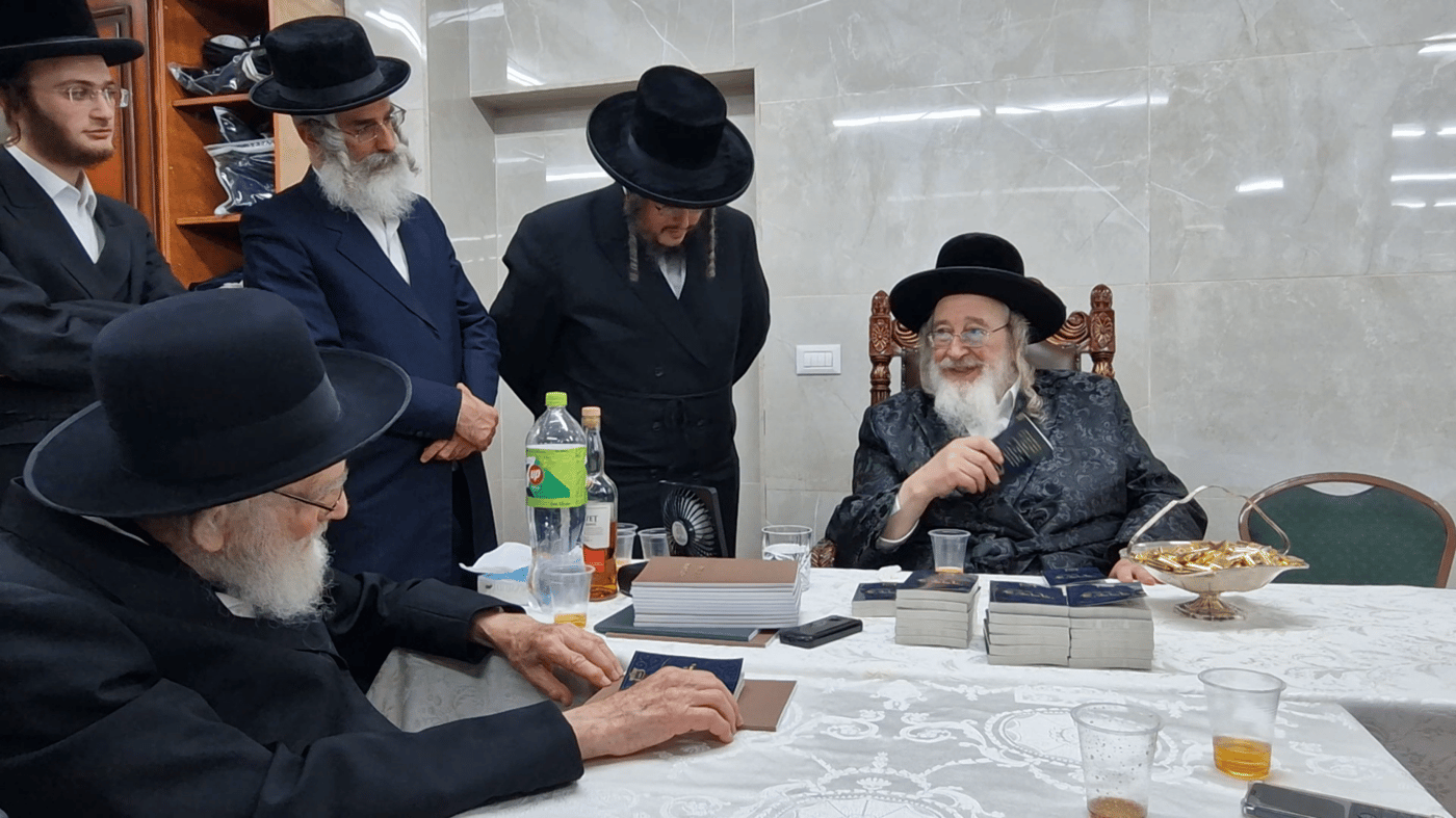 מעמד לחיים אצל האדמו"ר מספינקא