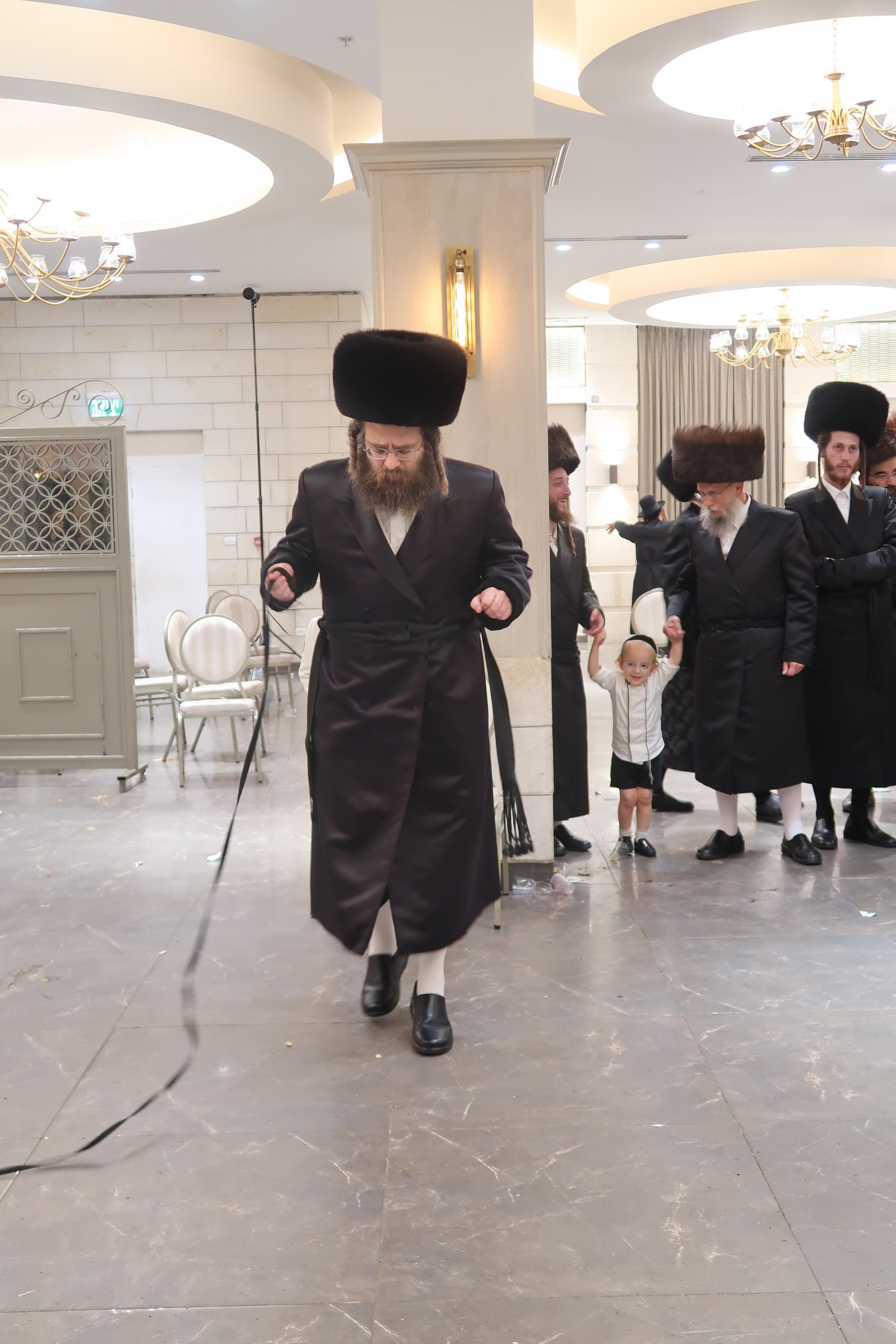 שמחת בית קוזמיר - קאמרנא ארזי הבירה - אמשינוב ארה"ב - זווהעיל 