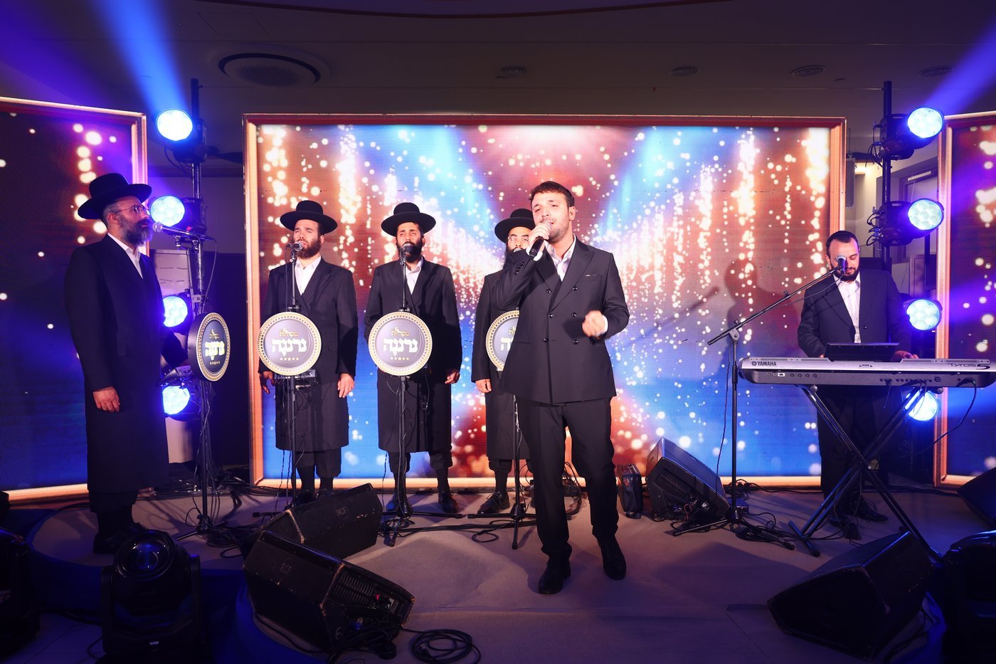 התחלת כתיבת ס"ת לביהמ"ד 'דרך אמונה' בקריית אתא