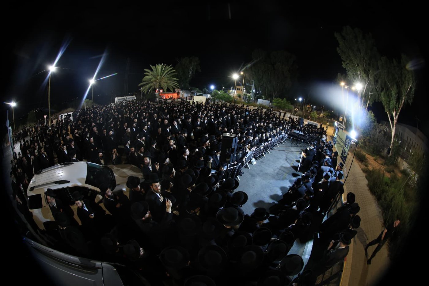 "זה לא רק היועמ"שית": המתקפה הדרמטית של בן האדמו"ר מגור | צפו